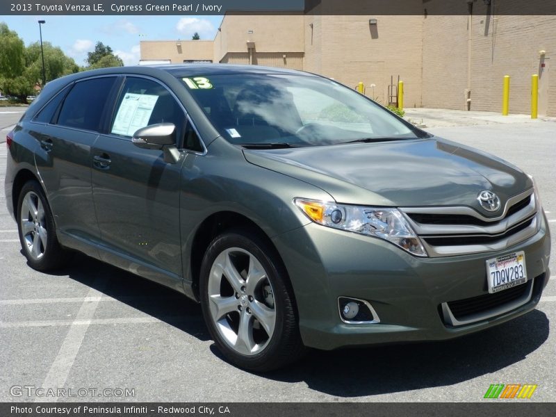 Cypress Green Pearl / Ivory 2013 Toyota Venza LE