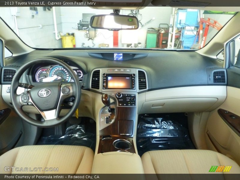 Cypress Green Pearl / Ivory 2013 Toyota Venza LE