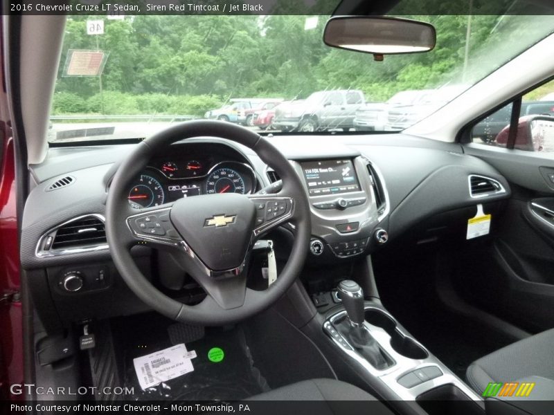 Siren Red Tintcoat / Jet Black 2016 Chevrolet Cruze LT Sedan