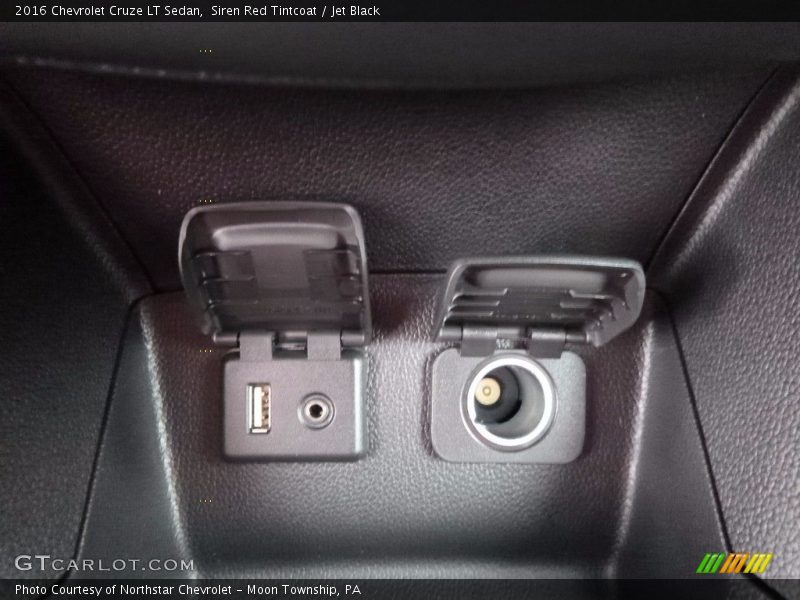 Siren Red Tintcoat / Jet Black 2016 Chevrolet Cruze LT Sedan