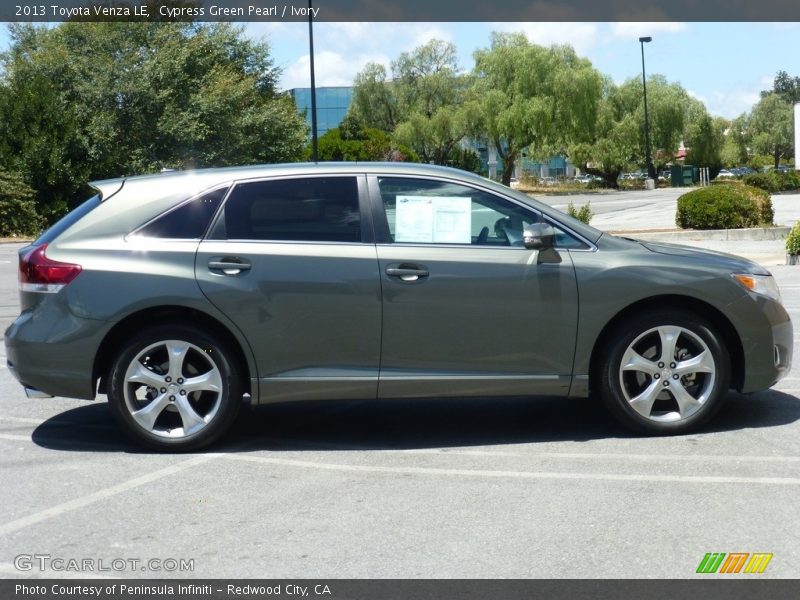 Cypress Green Pearl / Ivory 2013 Toyota Venza LE