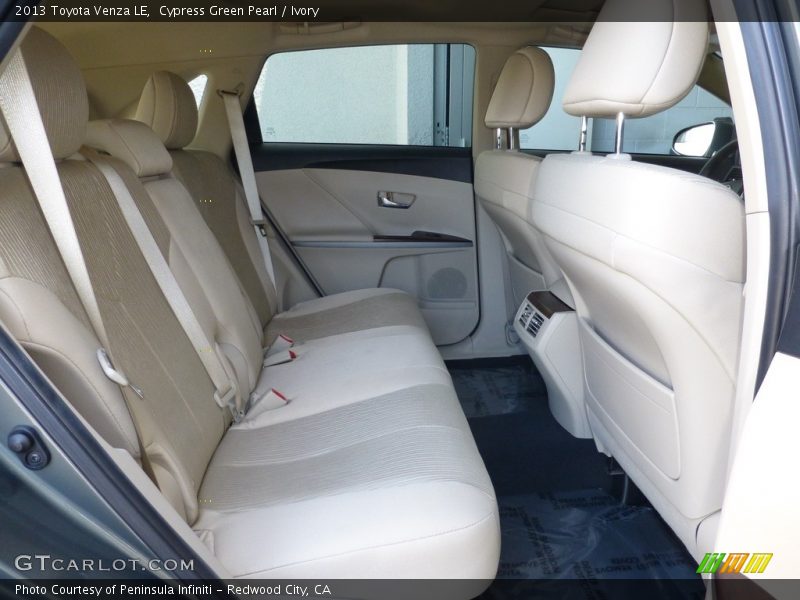 Cypress Green Pearl / Ivory 2013 Toyota Venza LE