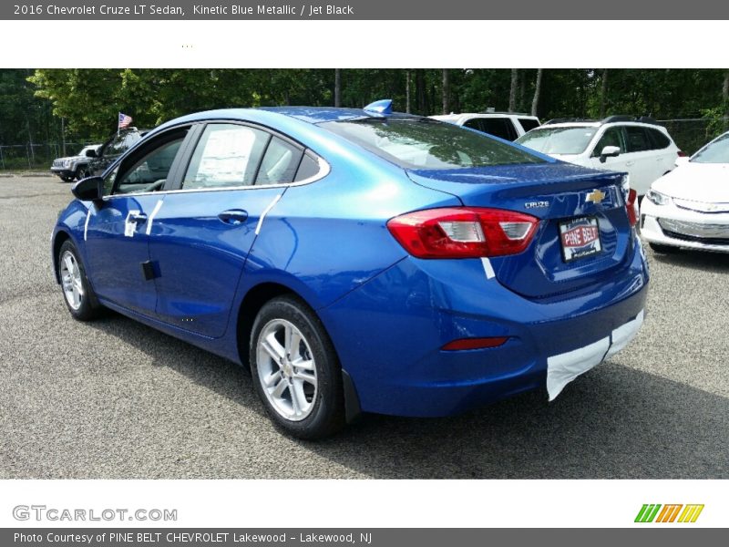 Kinetic Blue Metallic / Jet Black 2016 Chevrolet Cruze LT Sedan