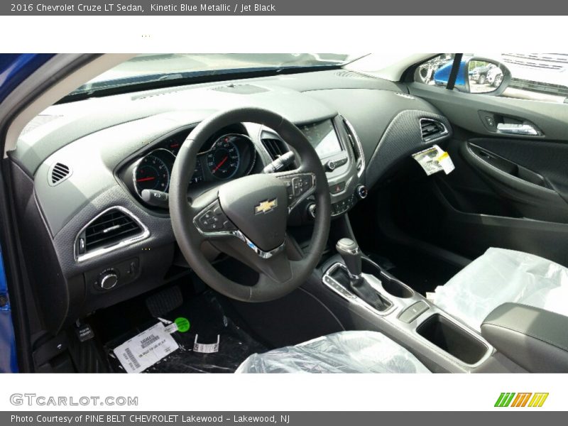 Kinetic Blue Metallic / Jet Black 2016 Chevrolet Cruze LT Sedan