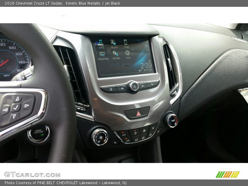 Kinetic Blue Metallic / Jet Black 2016 Chevrolet Cruze LT Sedan