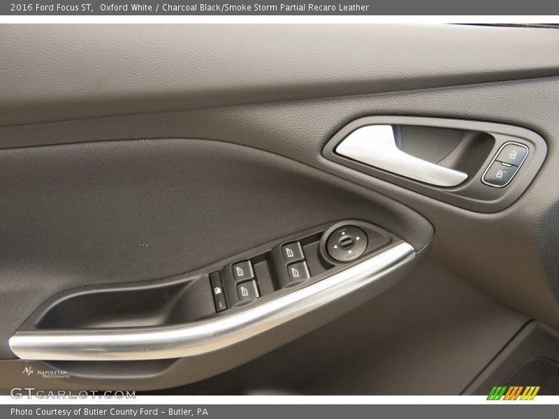 Oxford White / Charcoal Black/Smoke Storm Partial Recaro Leather 2016 Ford Focus ST