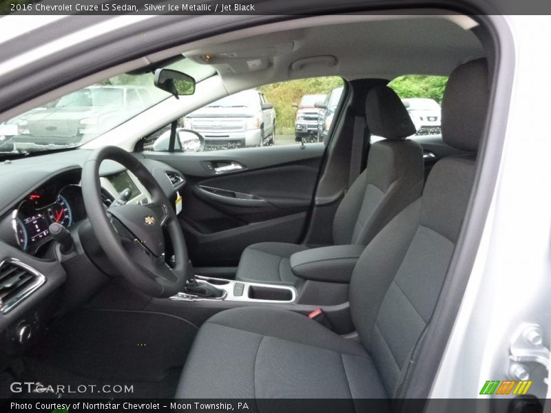 Silver Ice Metallic / Jet Black 2016 Chevrolet Cruze LS Sedan