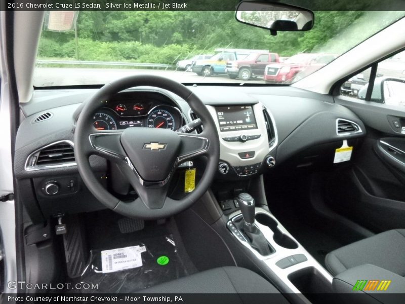 Silver Ice Metallic / Jet Black 2016 Chevrolet Cruze LS Sedan