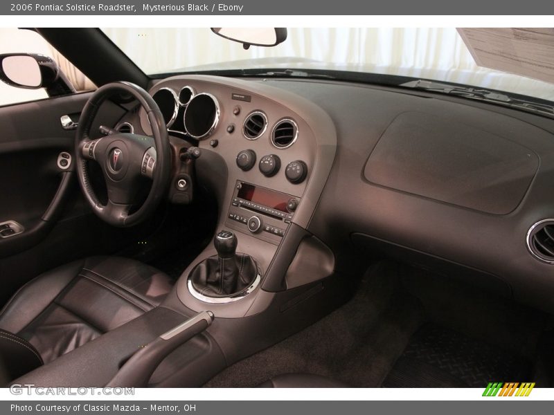 Mysterious Black / Ebony 2006 Pontiac Solstice Roadster