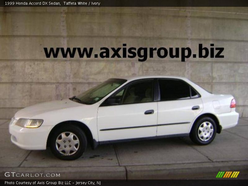 Taffeta White / Ivory 1999 Honda Accord DX Sedan
