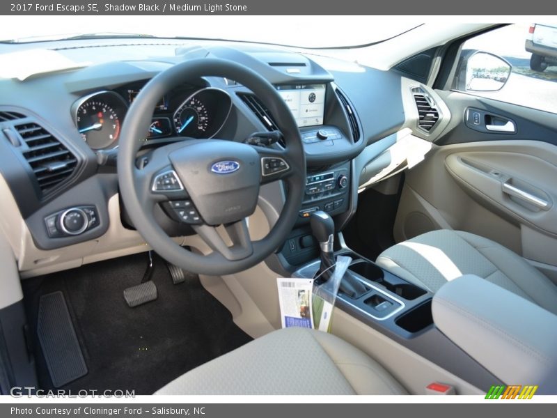 Shadow Black / Medium Light Stone 2017 Ford Escape SE