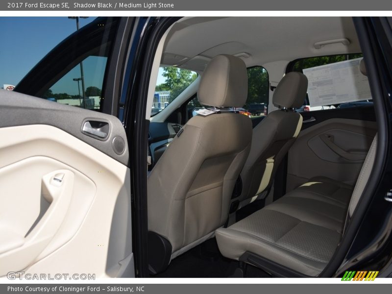 Shadow Black / Medium Light Stone 2017 Ford Escape SE