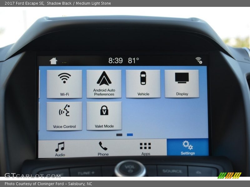 Shadow Black / Medium Light Stone 2017 Ford Escape SE