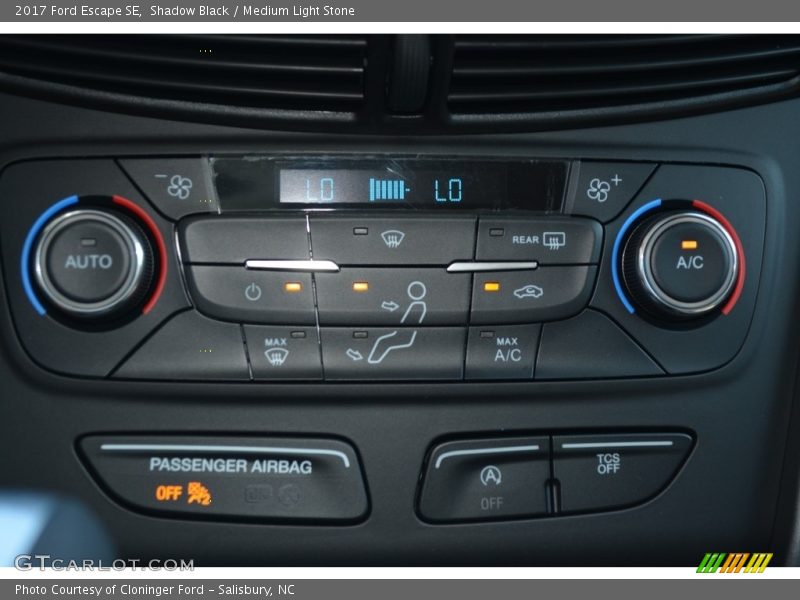Shadow Black / Medium Light Stone 2017 Ford Escape SE