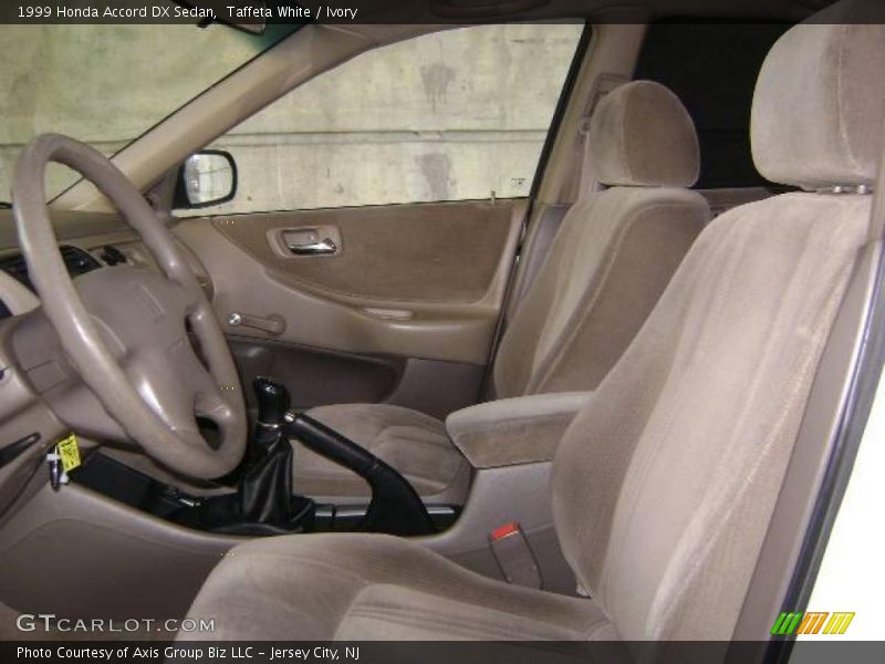 Taffeta White / Ivory 1999 Honda Accord DX Sedan