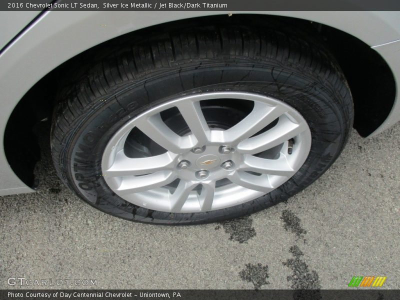 Silver Ice Metallic / Jet Black/Dark Titanium 2016 Chevrolet Sonic LT Sedan