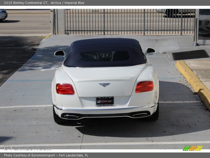 Arctica / Imperial Blue 2016 Bentley Continental GT