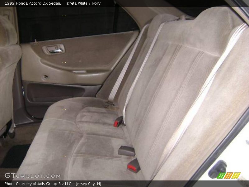 Taffeta White / Ivory 1999 Honda Accord DX Sedan