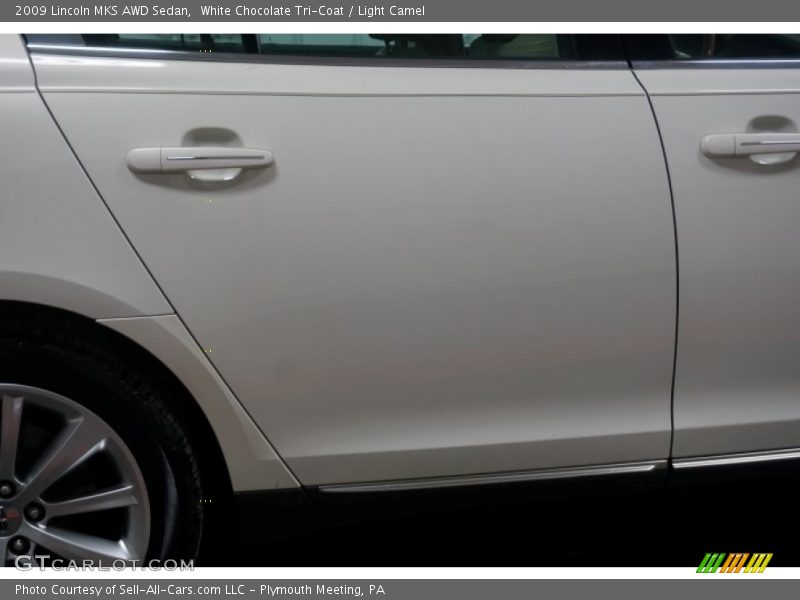 White Chocolate Tri-Coat / Light Camel 2009 Lincoln MKS AWD Sedan