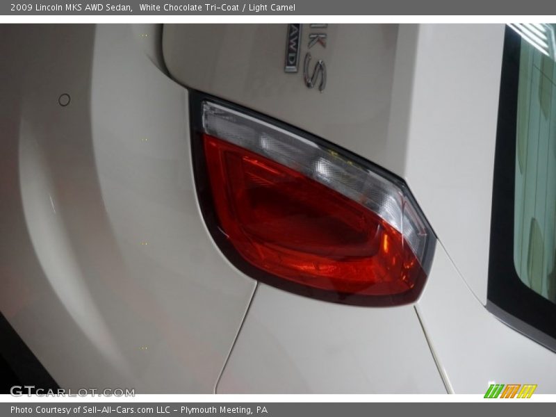 White Chocolate Tri-Coat / Light Camel 2009 Lincoln MKS AWD Sedan