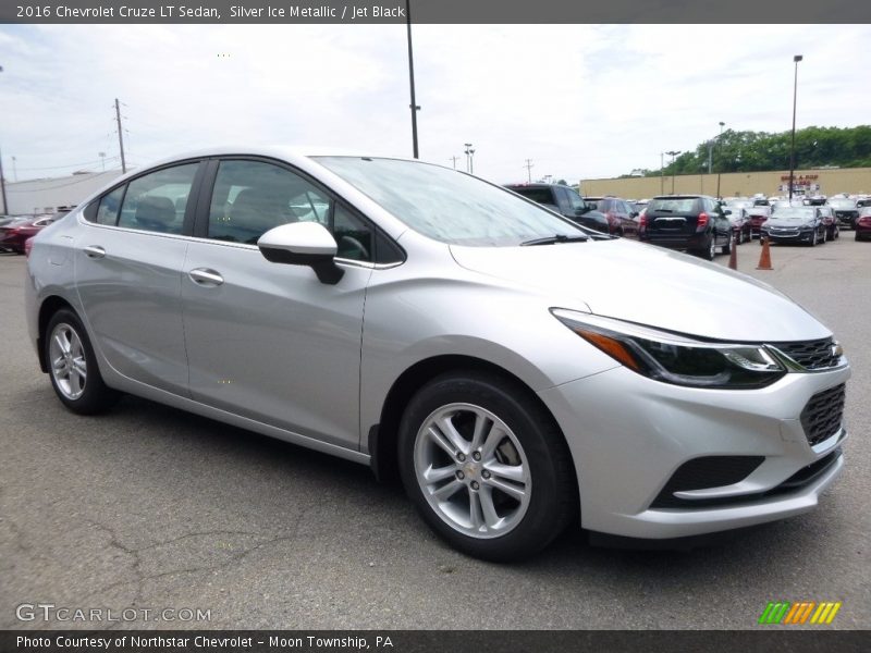 Silver Ice Metallic / Jet Black 2016 Chevrolet Cruze LT Sedan