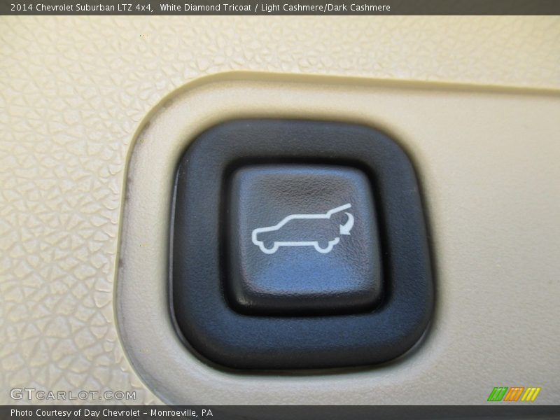 White Diamond Tricoat / Light Cashmere/Dark Cashmere 2014 Chevrolet Suburban LTZ 4x4