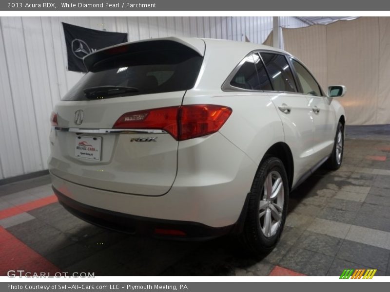 White Diamond Pearl / Parchment 2013 Acura RDX