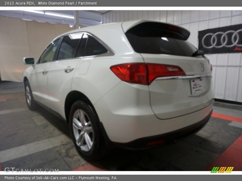 White Diamond Pearl / Parchment 2013 Acura RDX