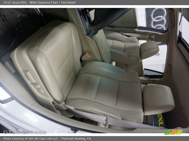 White Diamond Pearl / Parchment 2013 Acura RDX