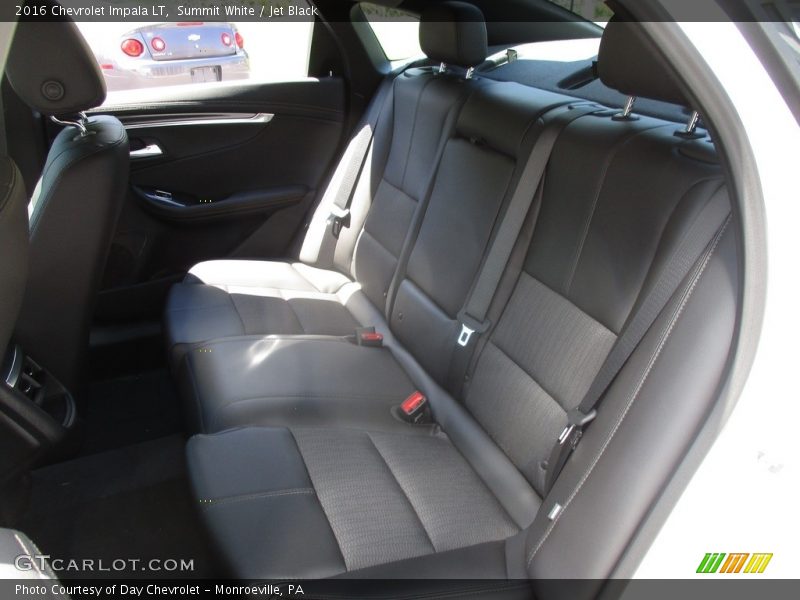 Summit White / Jet Black 2016 Chevrolet Impala LT