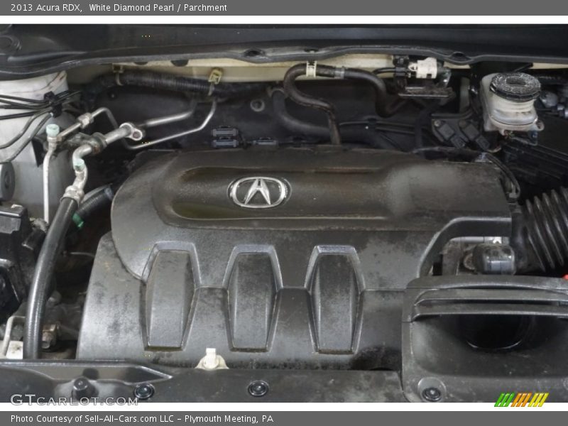 White Diamond Pearl / Parchment 2013 Acura RDX