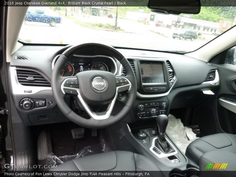 Brilliant Black Crystal Pearl / Black 2016 Jeep Cherokee Overland 4x4