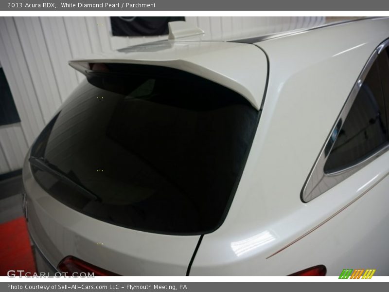 White Diamond Pearl / Parchment 2013 Acura RDX