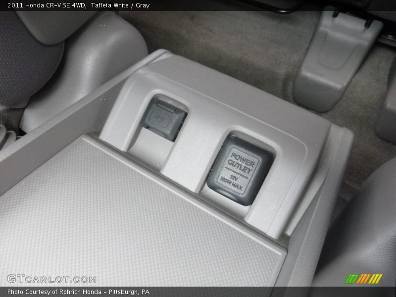 Taffeta White / Gray 2011 Honda CR-V SE 4WD