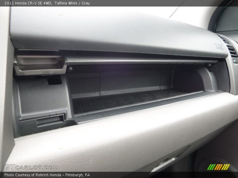 Taffeta White / Gray 2011 Honda CR-V SE 4WD