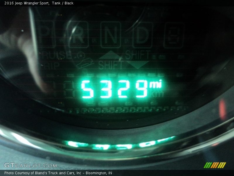 Tank / Black 2016 Jeep Wrangler Sport