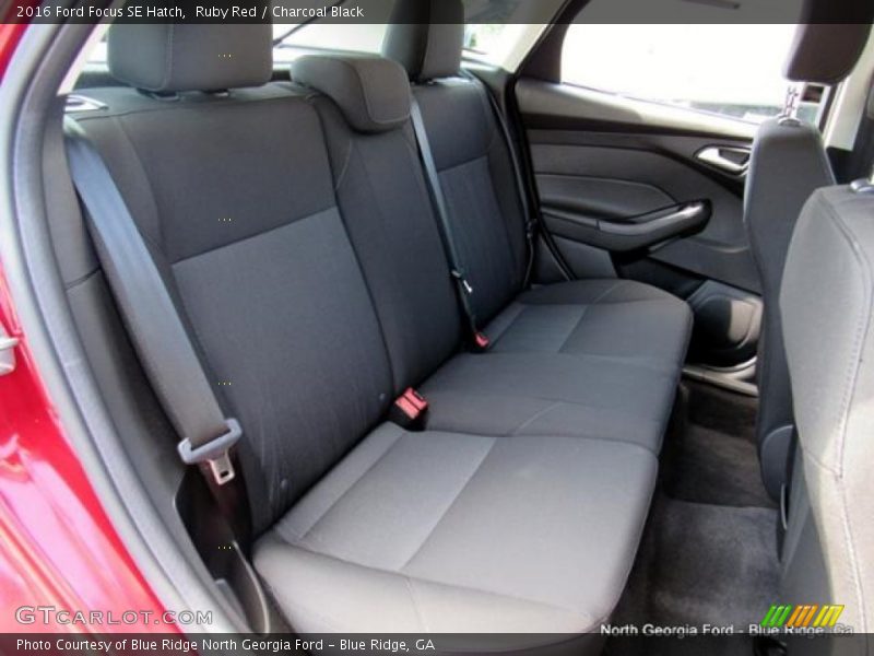 Ruby Red / Charcoal Black 2016 Ford Focus SE Hatch