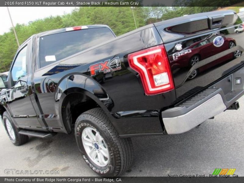 Shadow Black / Medium Earth Gray 2016 Ford F150 XLT Regular Cab 4x4