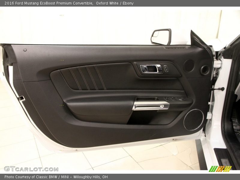 Door Panel of 2016 Mustang EcoBoost Premium Convertible