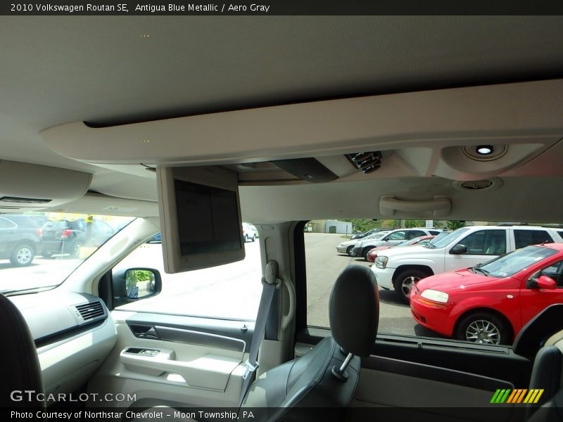 Antigua Blue Metallic / Aero Gray 2010 Volkswagen Routan SE