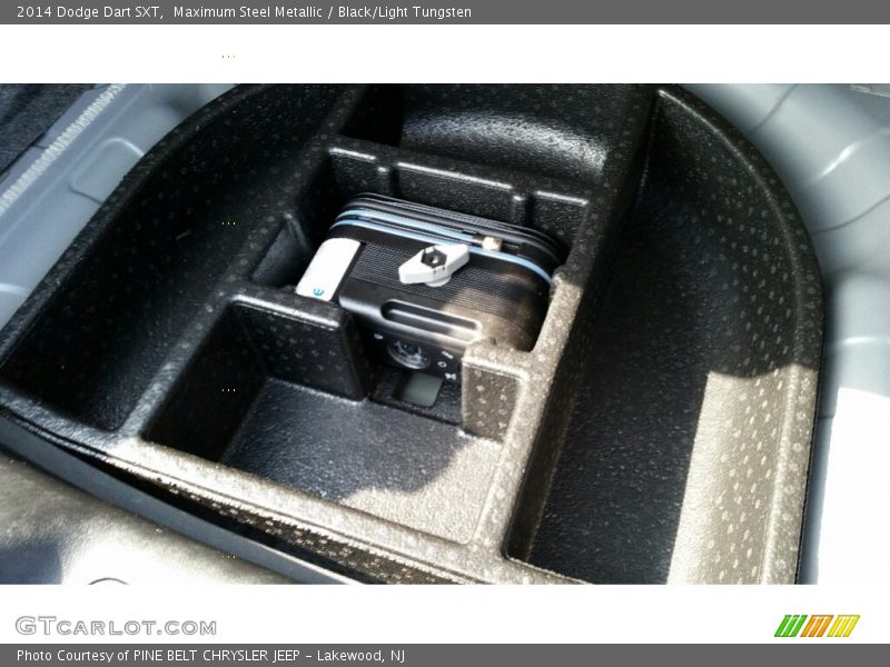 Maximum Steel Metallic / Black/Light Tungsten 2014 Dodge Dart SXT