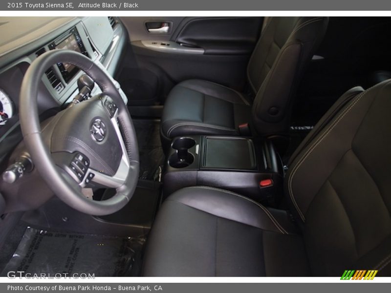Attitude Black / Black 2015 Toyota Sienna SE