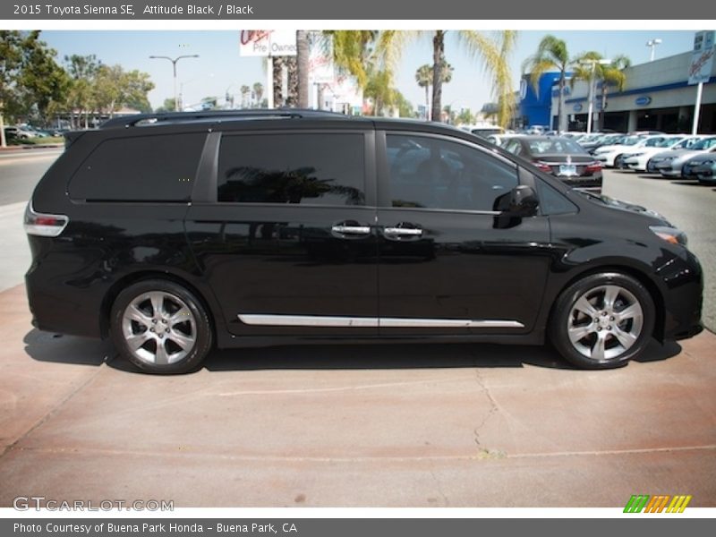 Attitude Black / Black 2015 Toyota Sienna SE