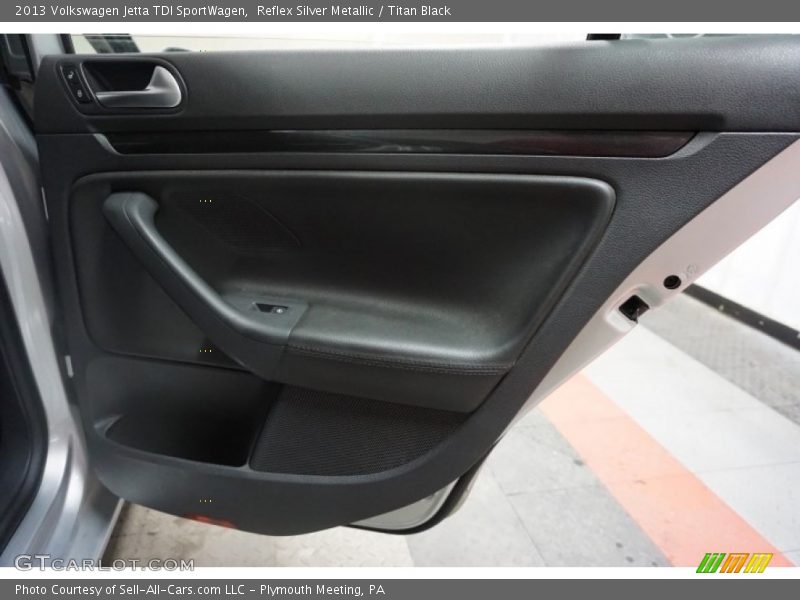 Reflex Silver Metallic / Titan Black 2013 Volkswagen Jetta TDI SportWagen