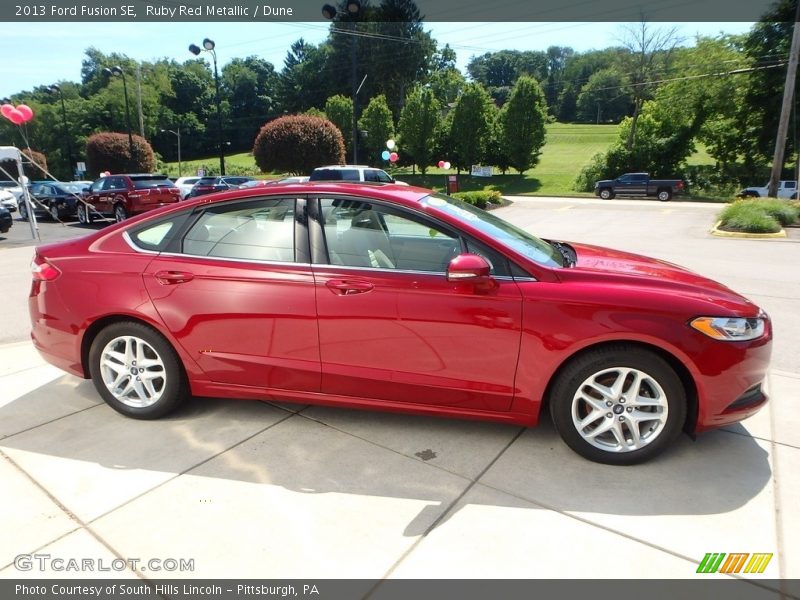 Ruby Red Metallic / Dune 2013 Ford Fusion SE