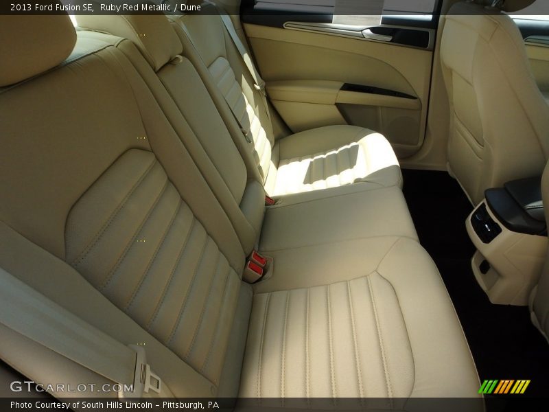 Ruby Red Metallic / Dune 2013 Ford Fusion SE