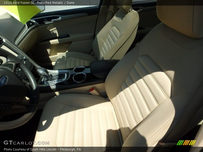 Ruby Red Metallic / Dune 2013 Ford Fusion SE