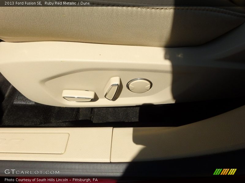 Ruby Red Metallic / Dune 2013 Ford Fusion SE