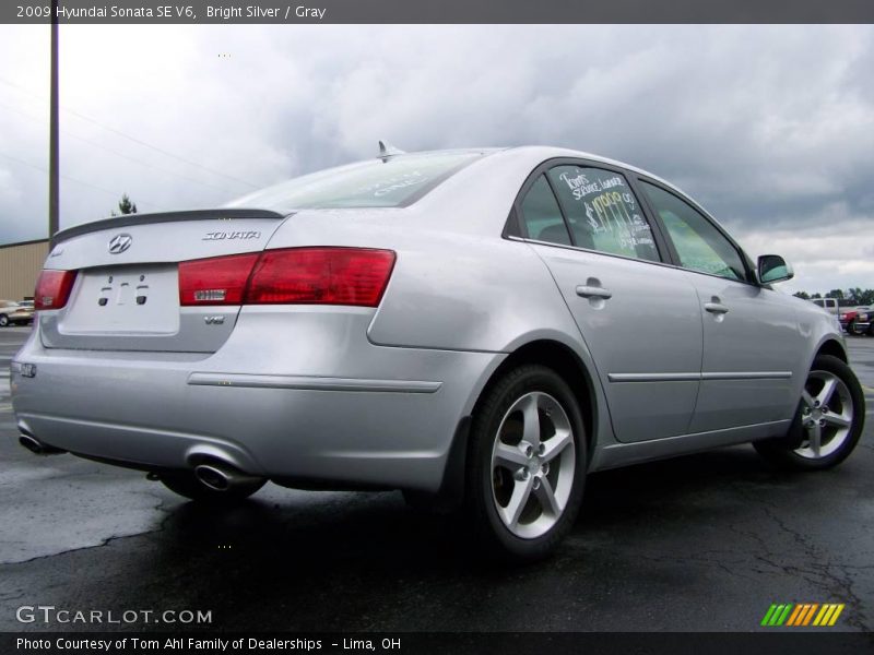 Bright Silver / Gray 2009 Hyundai Sonata SE V6