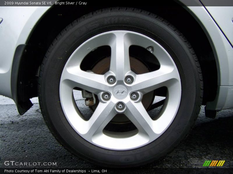 Bright Silver / Gray 2009 Hyundai Sonata SE V6